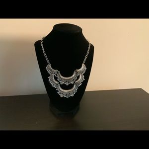 Silver Scallops Necklace